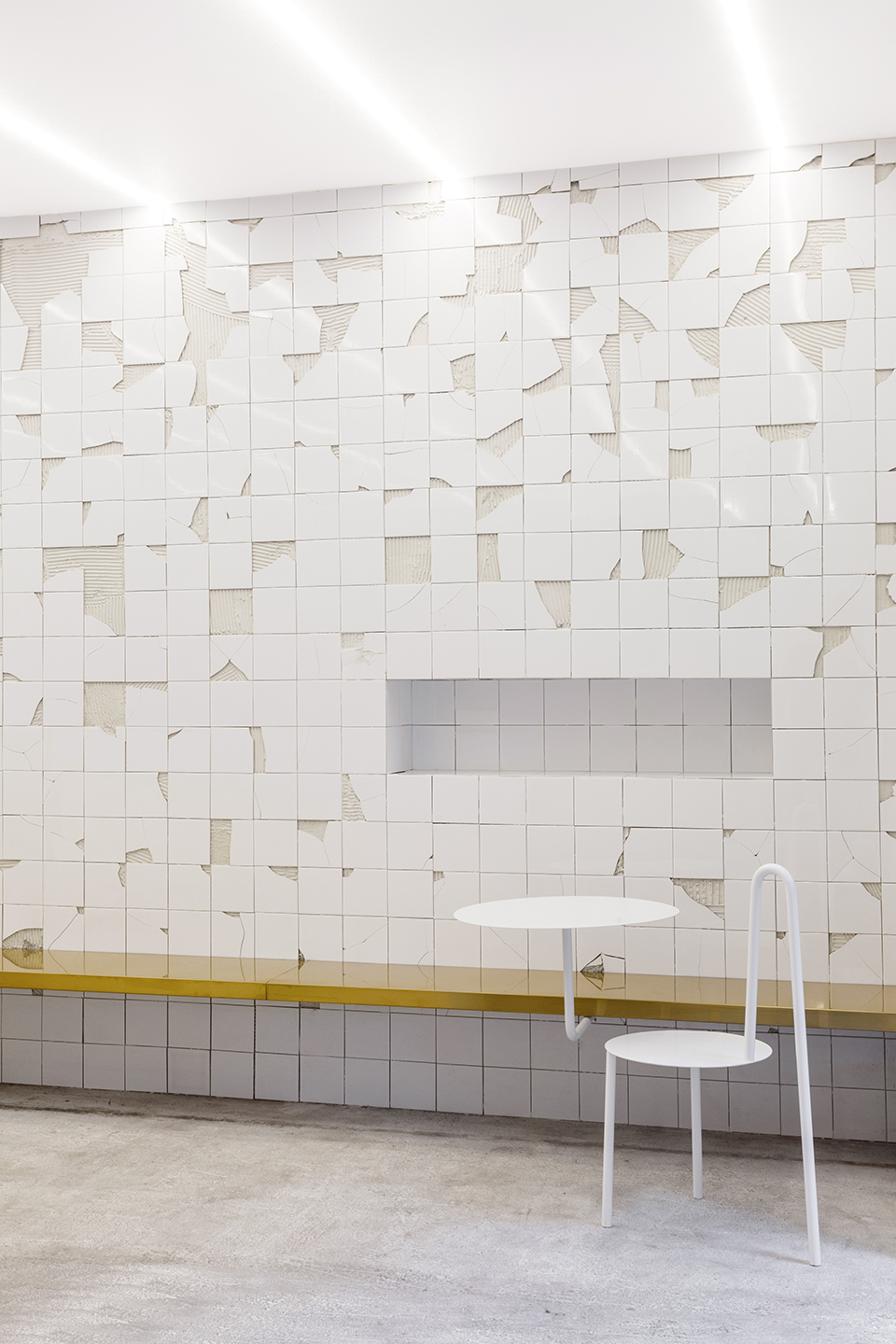 Bronze Glow by Crosby Studios 谷德设计网