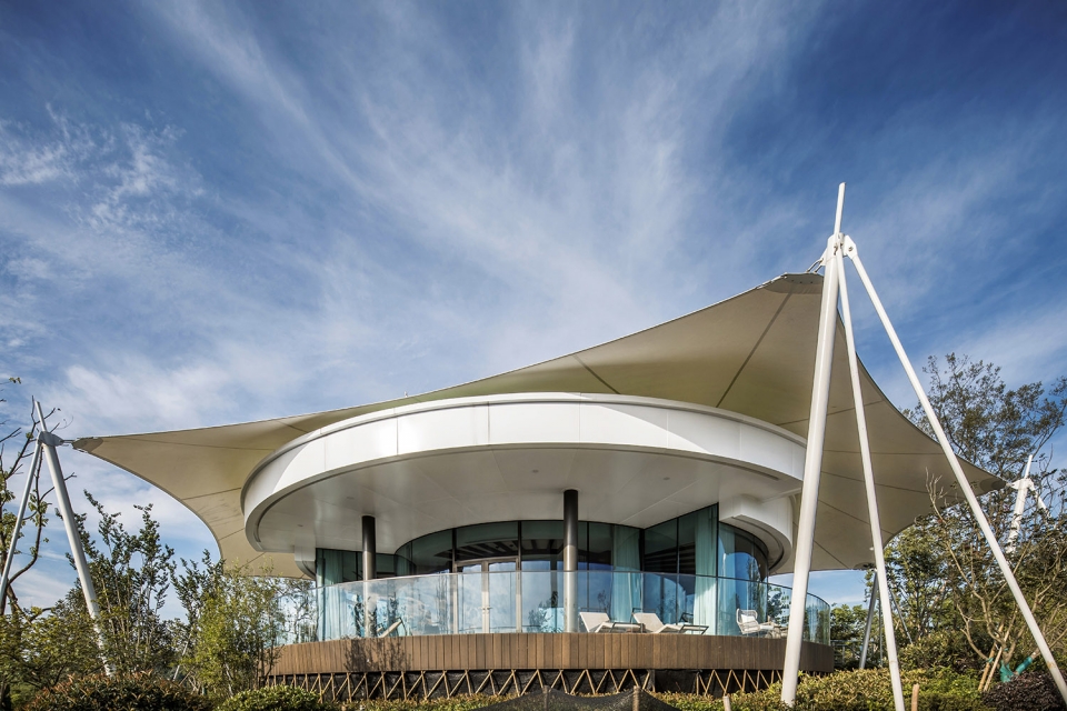 spring breeze tented hotel in shili town china by hangzhou huanting architectural engineering design co ltd
