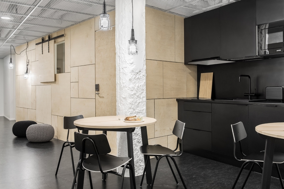 hostel jyvaskyla by studio puisto architects