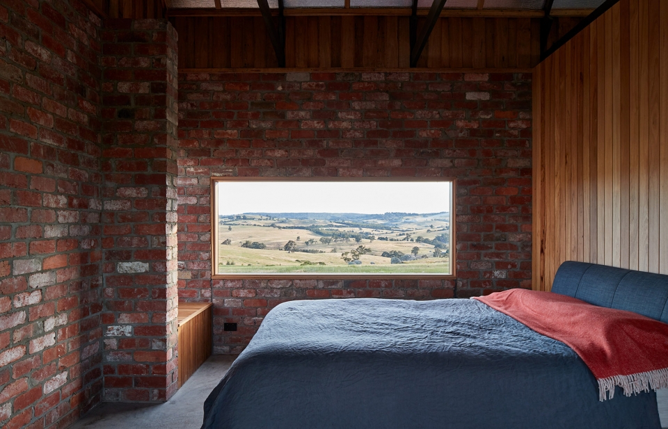 nulla vale house and shed by mrtn architects