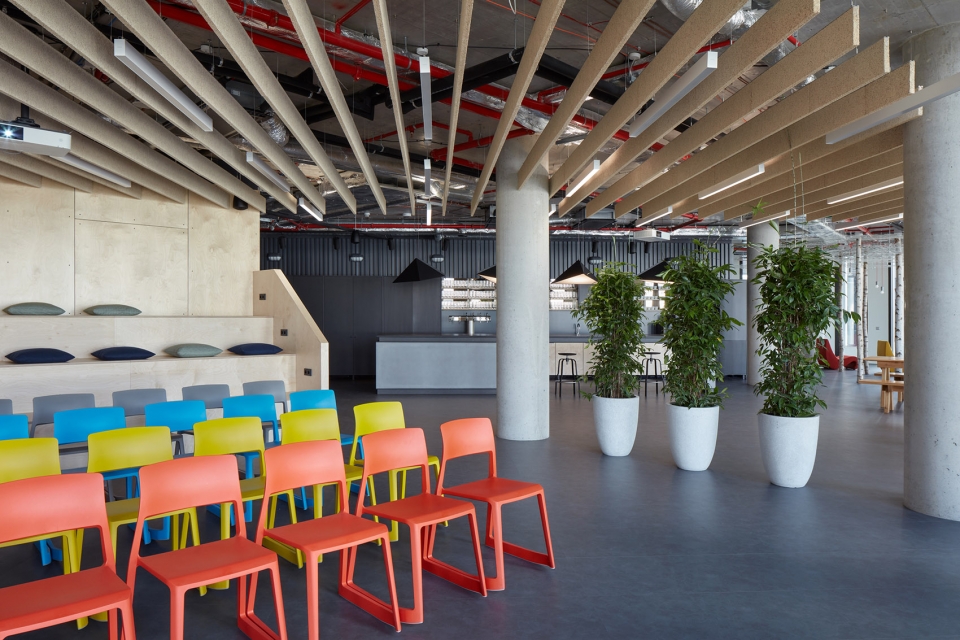 trask solution a s office by studio perspektiv s r o