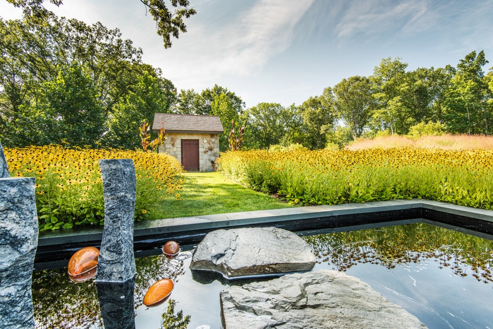insitu garden by land morphology