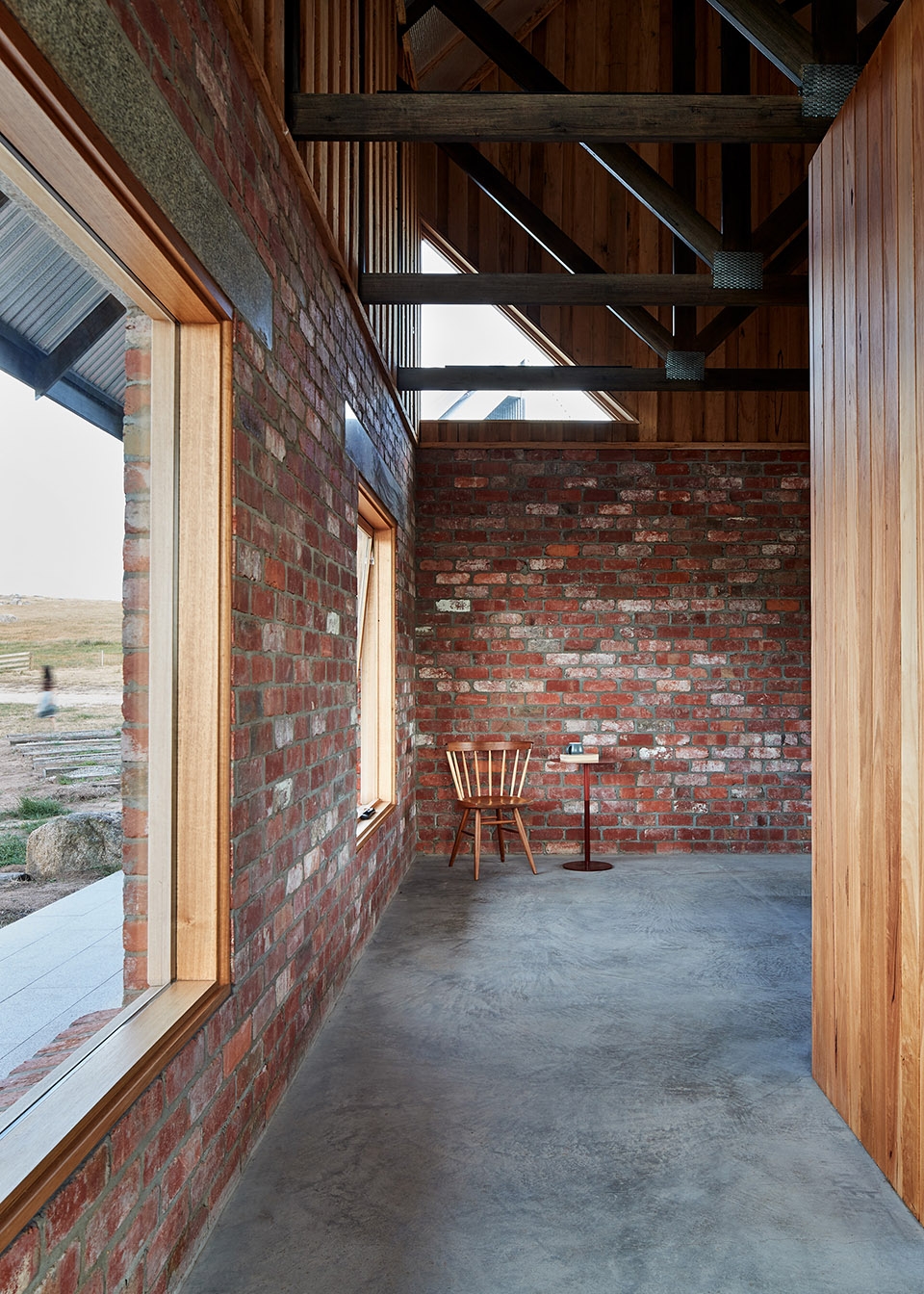 nulla vale house and shed by mrtn architects