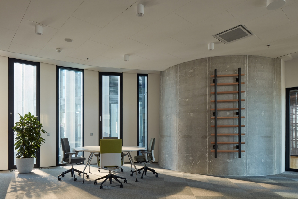 trask solution a s office by studio perspektiv s r o