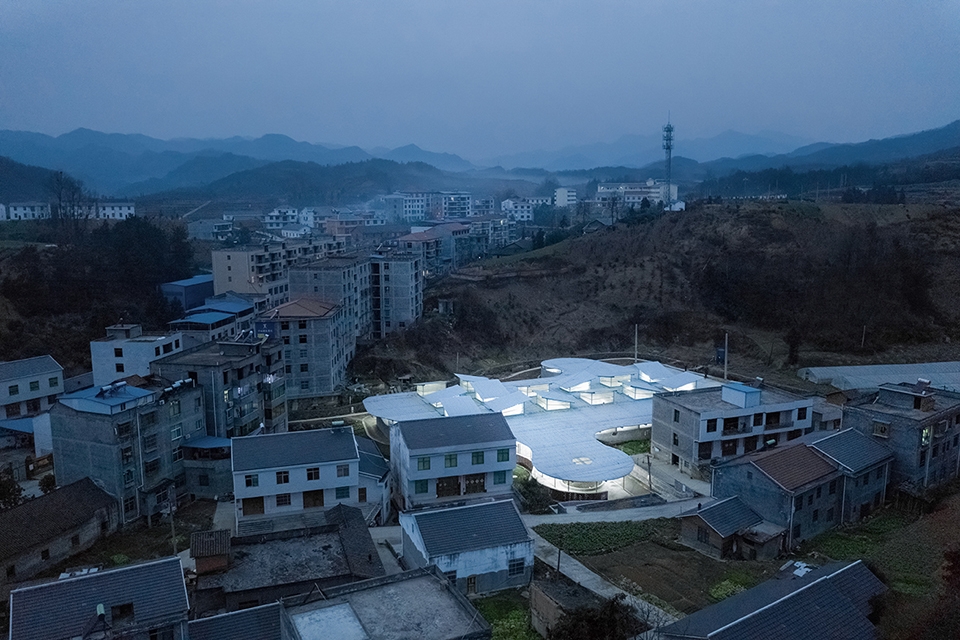 fresh food theatre vegetable market of longba town china by describing architecture studio