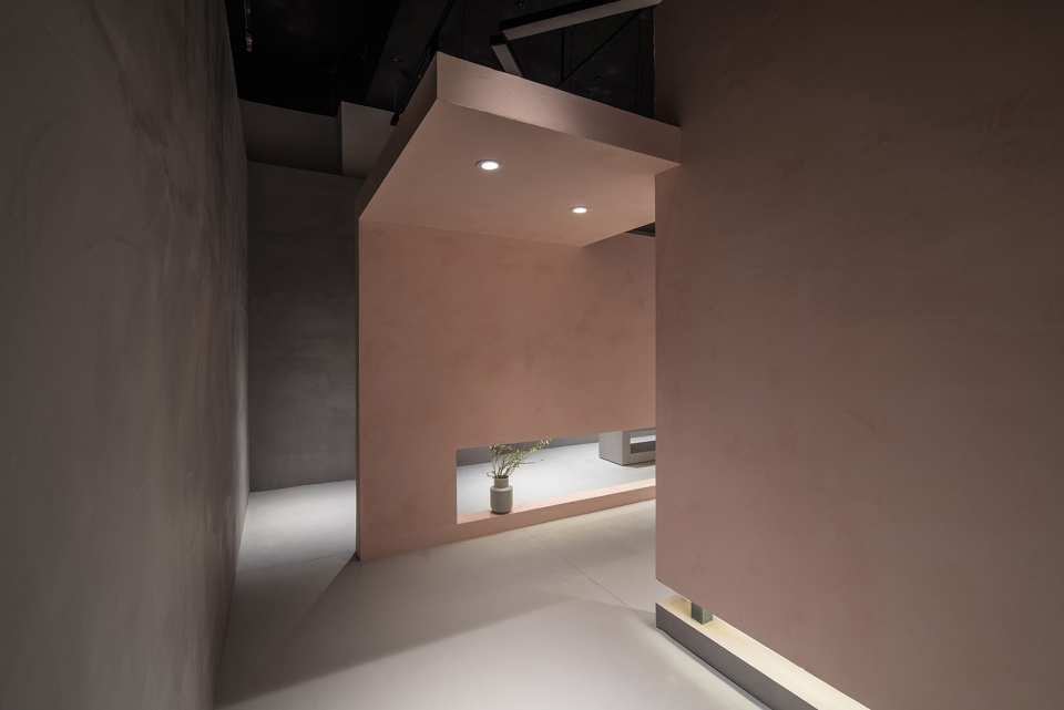 teawith pink fair of the new craftsmen china by atelier jian