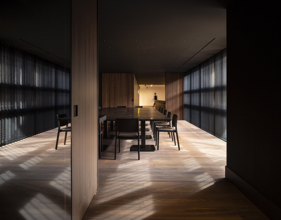 arkoslight offices by francesc rife studio