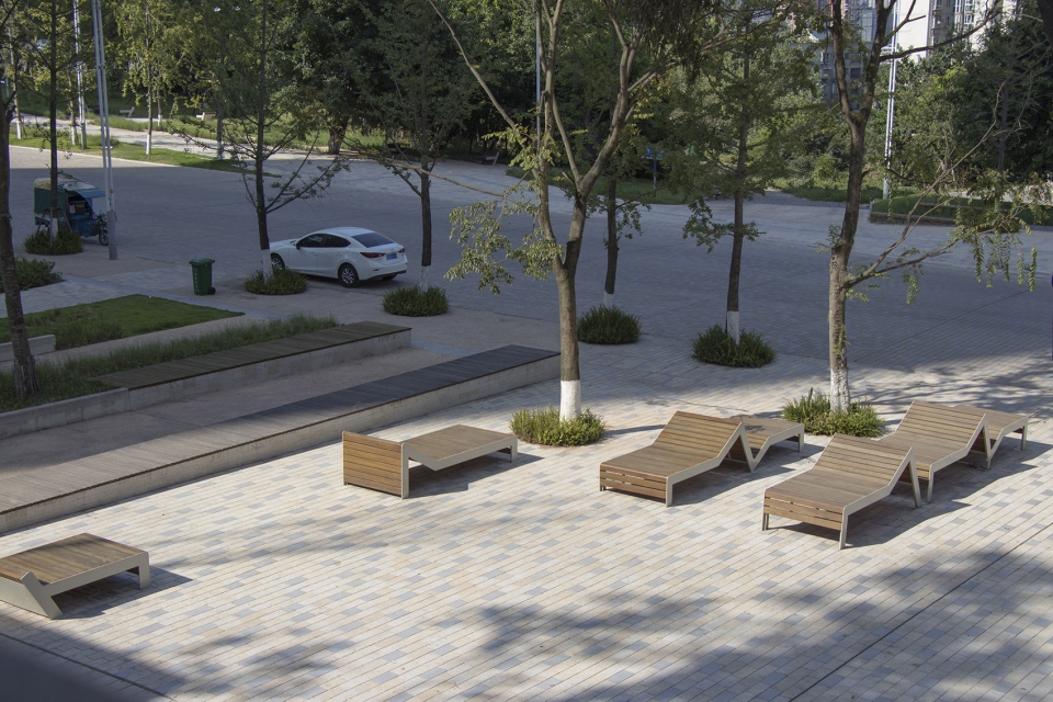 renovation of the pku resource yannan avenue in chongqing by wallaceliu