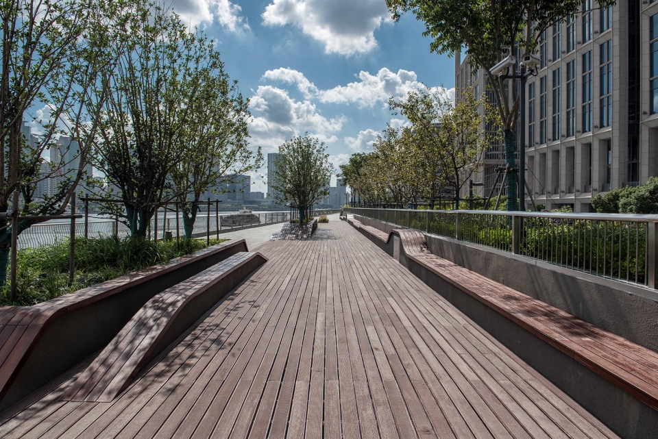 public landscape reconstruction design of shanghai bund china by hmd