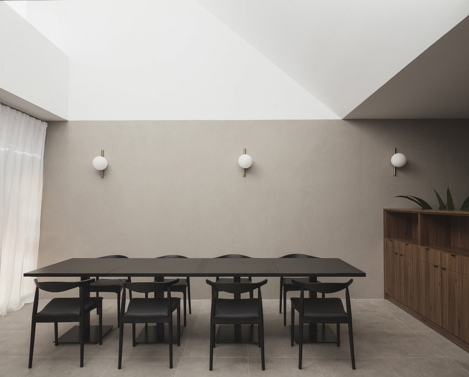 rda restaurant by carlos segarra arquitectos