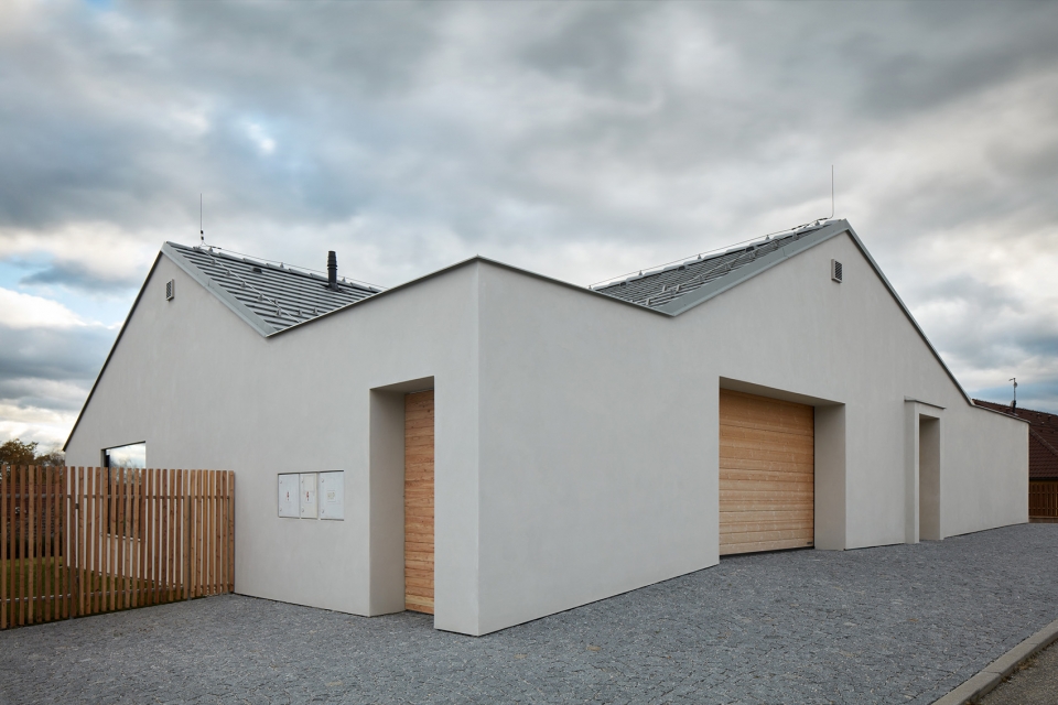 family house in litvinovice by atelier 111 architekti