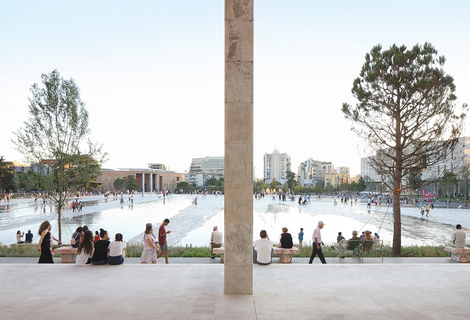 restructuring of skanderbeg square by 51n4e