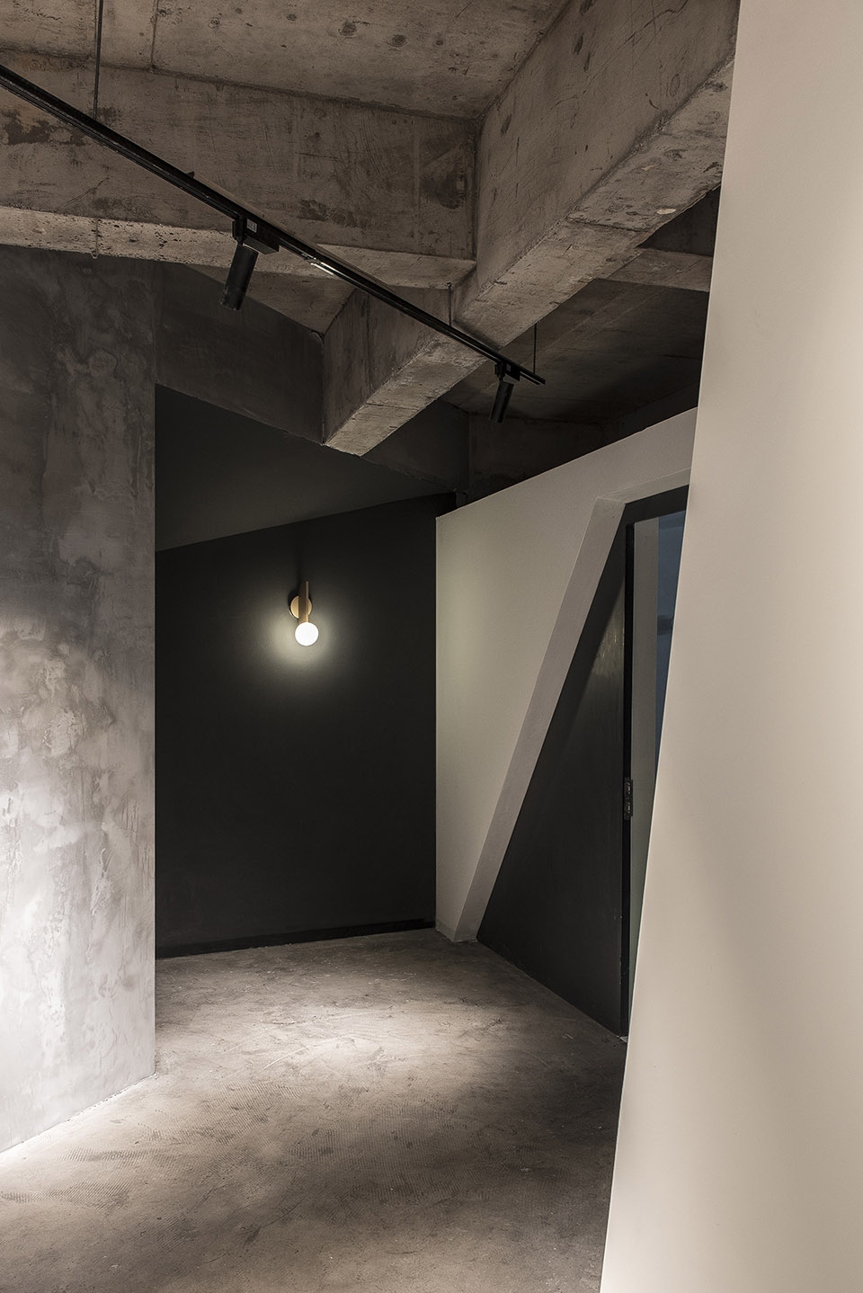 variation in the crack park qian china by fon studio