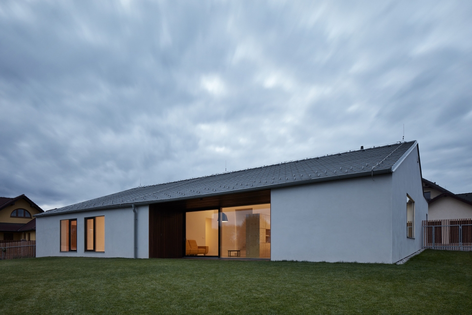family house in litvinovice by atelier 111 architekti
