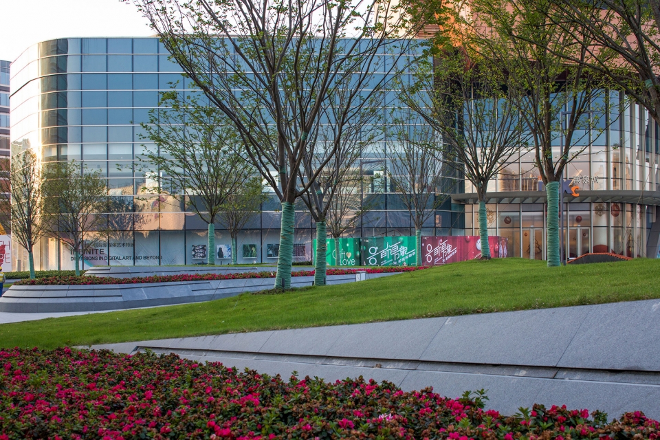 landscape design of shanghai mixc mall china by lab dh