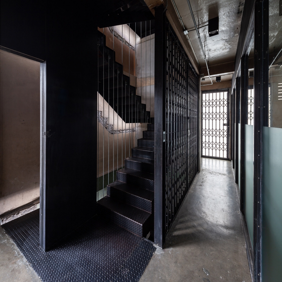 cc office by creative crews ltd