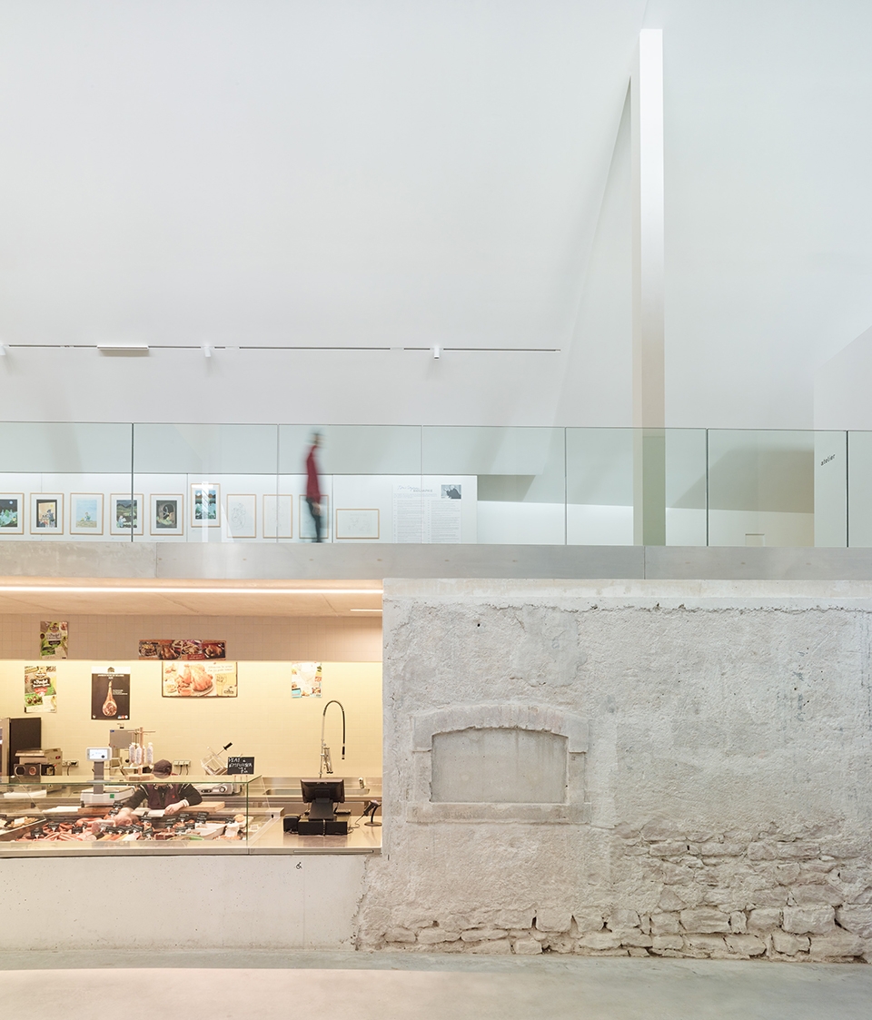 covered market and exhibition area in schiltigheim by dominique coulon associes