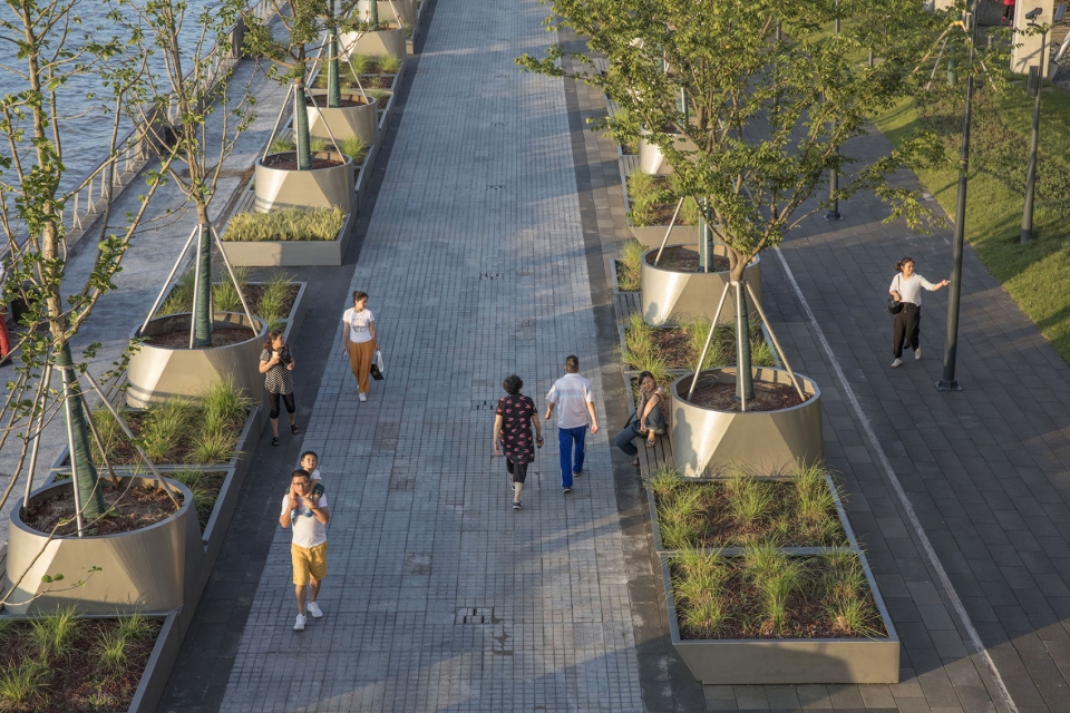 huangpu river east bund riverfront open space design china by atelier liu yuyang architects
