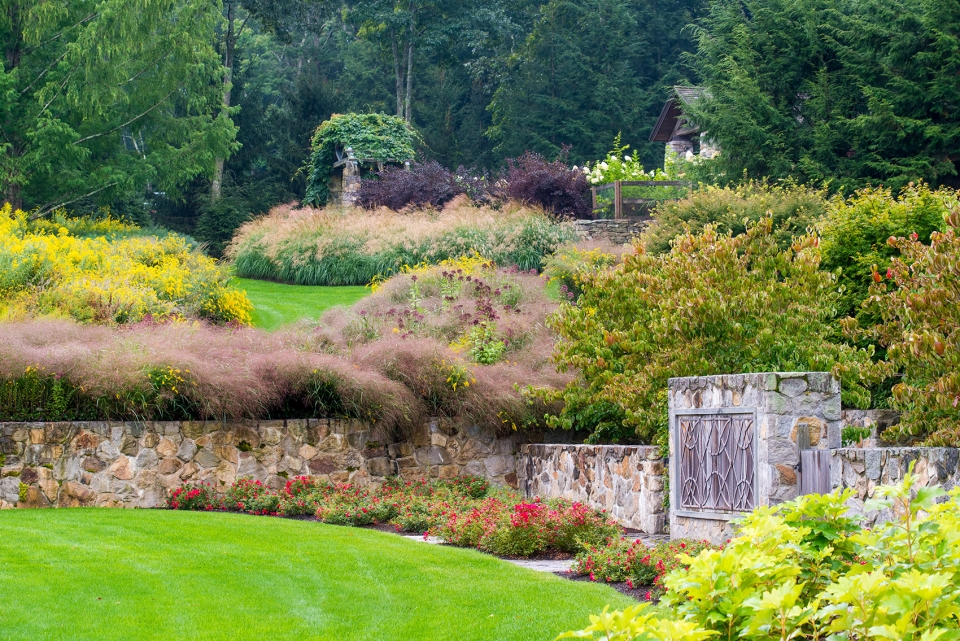 insitu garden by land morphology