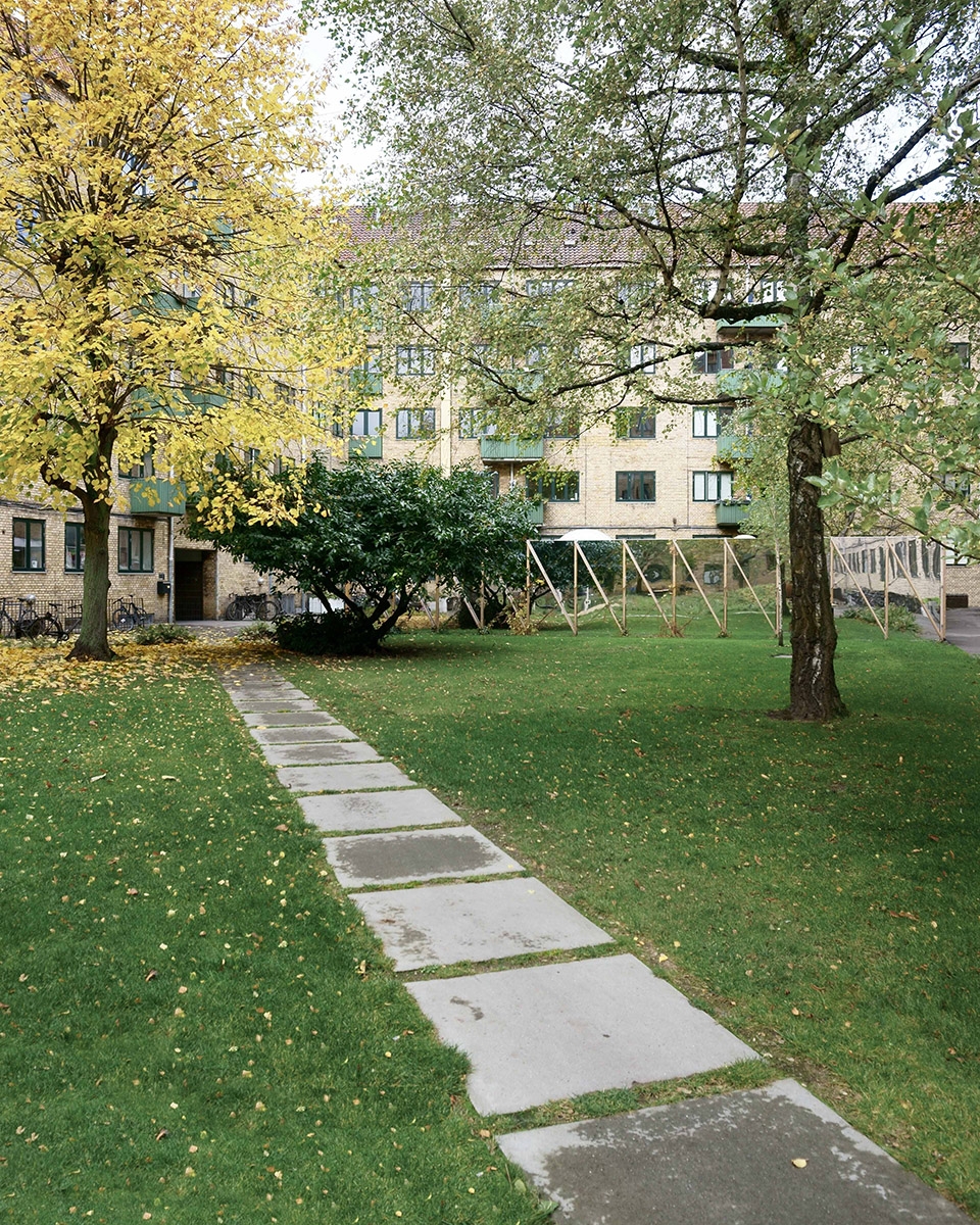 norrehus common courtyard transformation by johansen skovsted arkitekter