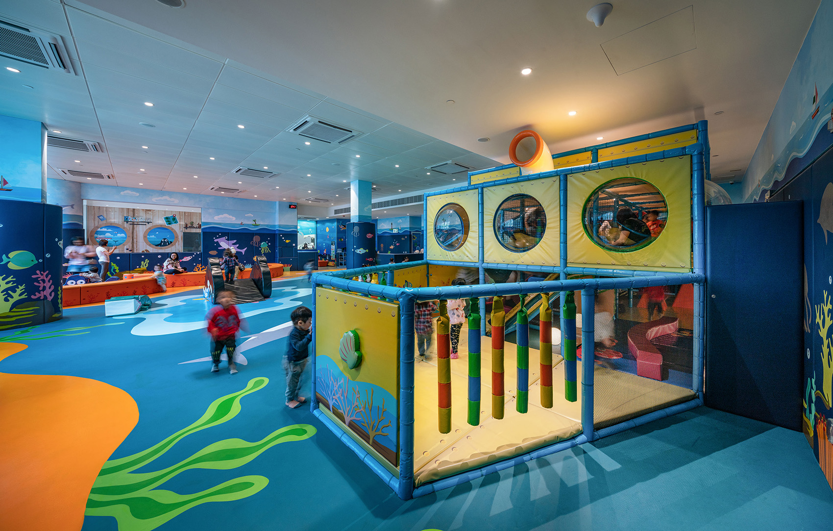 Tsuen Wan Sports Centre by LWK + PARTNERS 谷德设计网