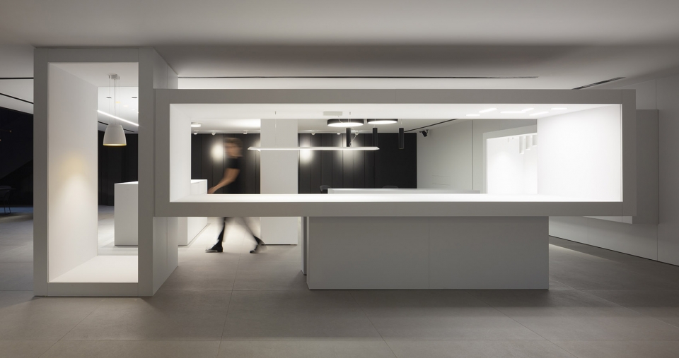 arkoslight offices by francesc rife studio
