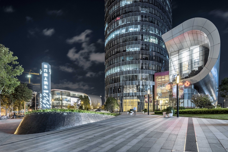 public landscape reconstruction design of shanghai bund china by hmd