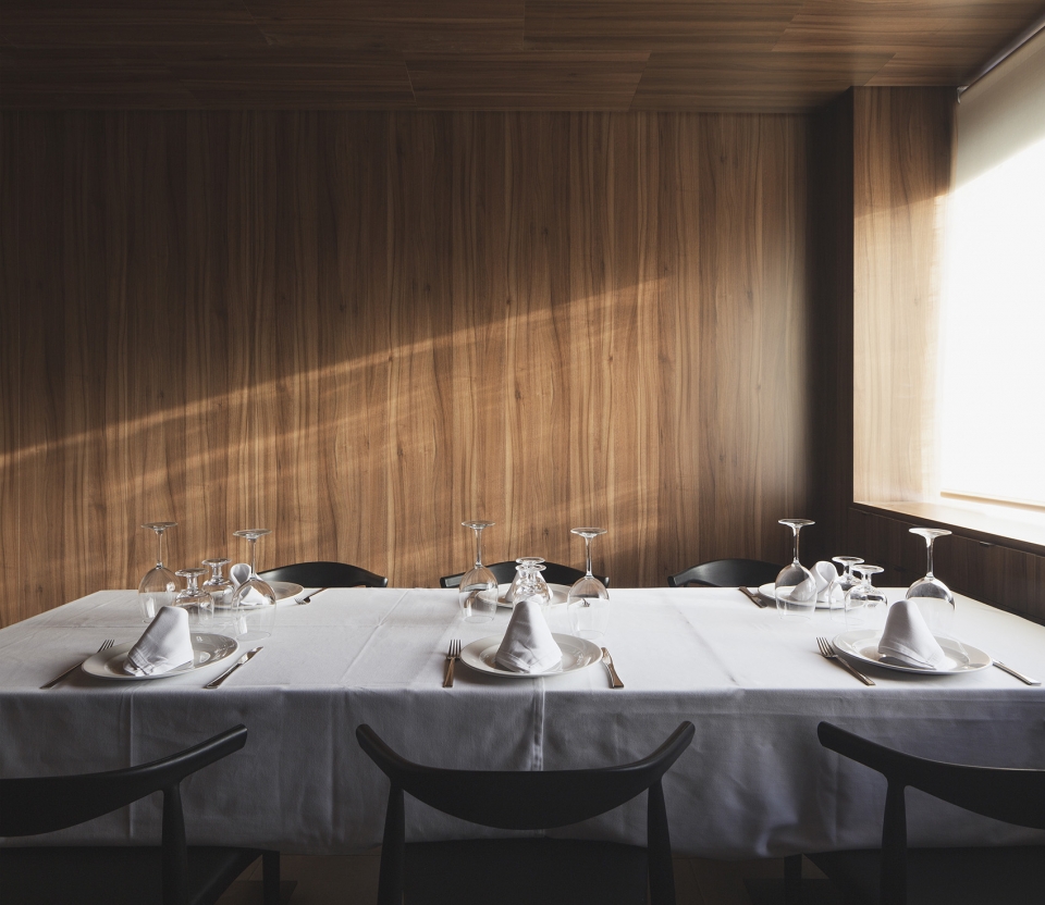 rda restaurant by carlos segarra arquitectos