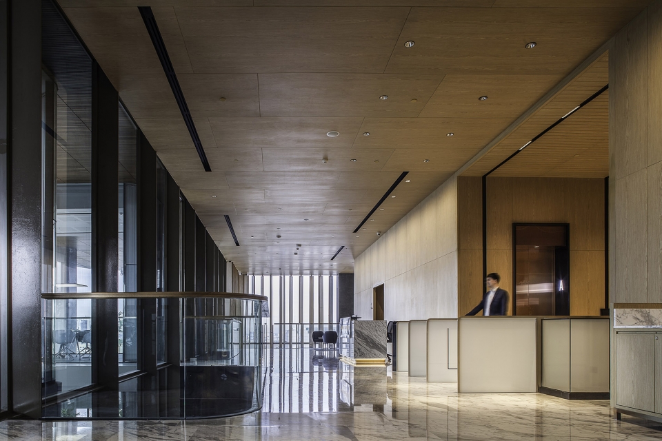 bangkoks gaysorn ii by cl3 architects limited