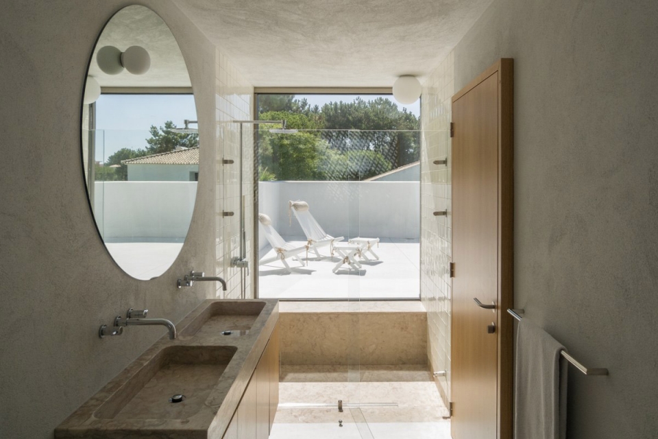 house in troia by miguel marcelino