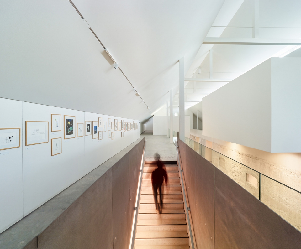 covered market and exhibition area in schiltigheim by dominique coulon associes