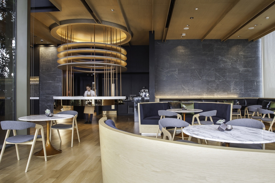 bangkoks gaysorn ii by cl3 architects limited