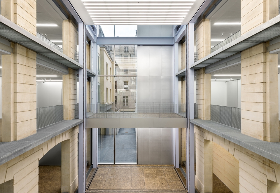 fondation dentreprise galeries lafayette by oma
