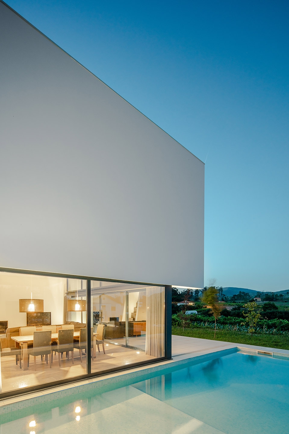 gafarim house by tiago do vale arquitectos
