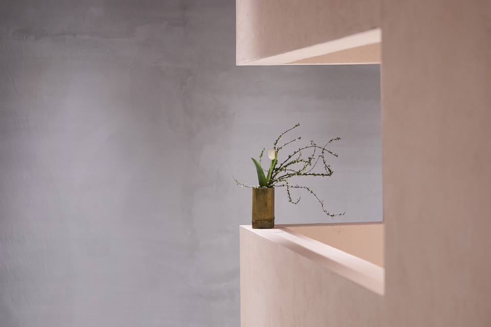 teawith pink fair of the new craftsmen china by atelier jian