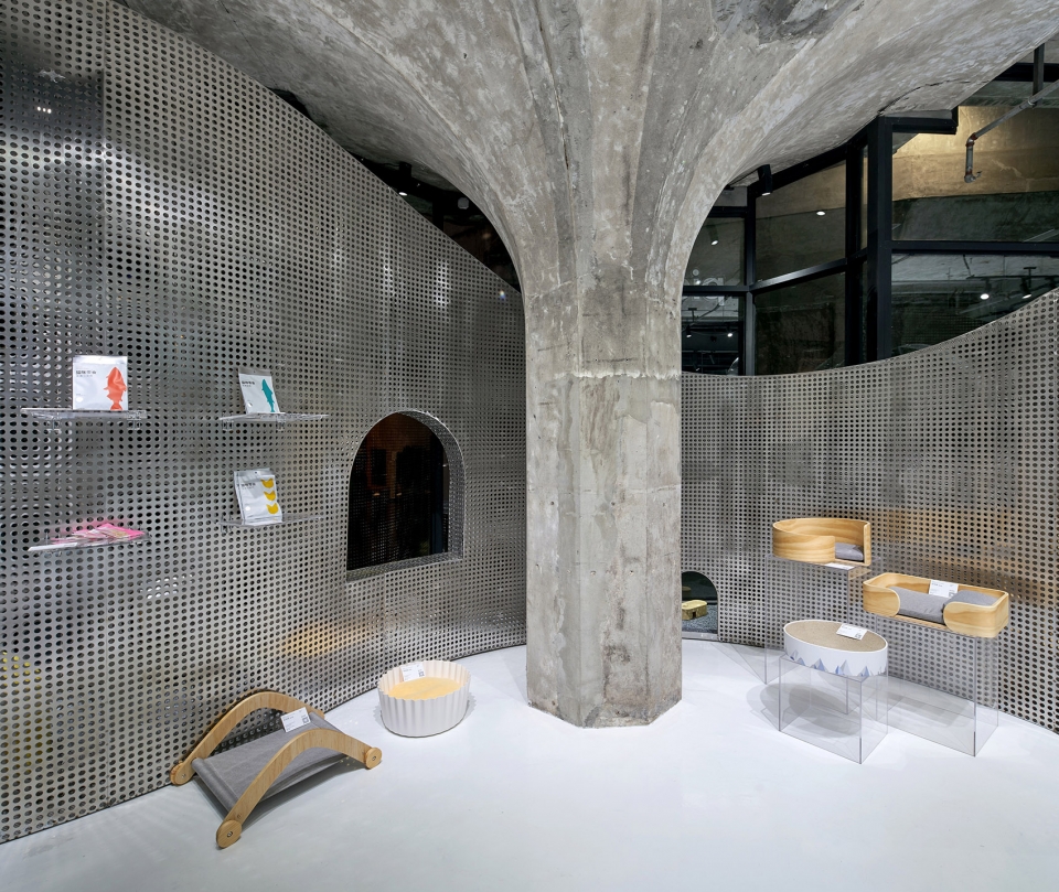 the animal backbone by i f s e space creative lab