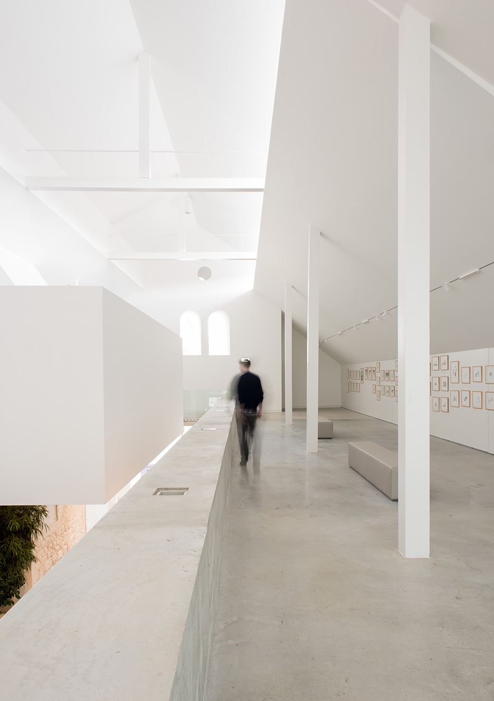 covered market and exhibition area in schiltigheim by dominique coulon associes
