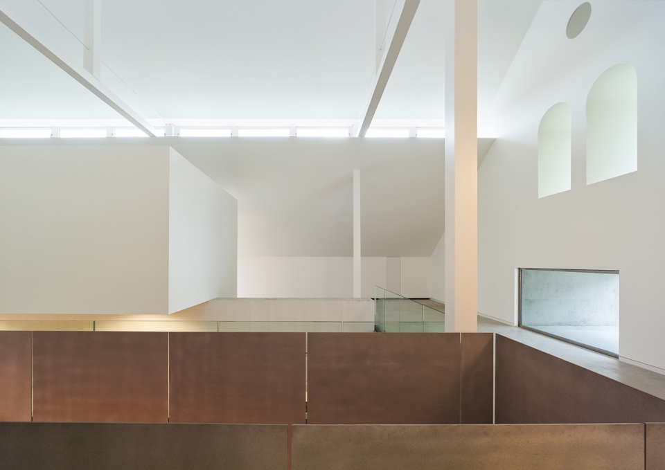 covered market and exhibition area in schiltigheim by dominique coulon associes