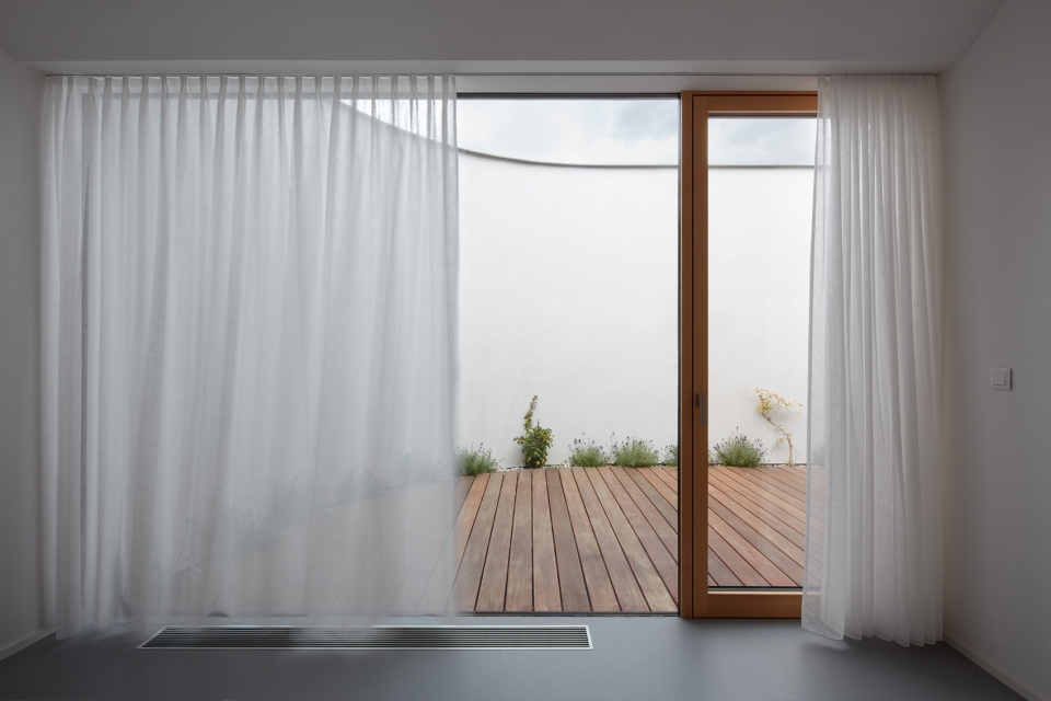 family house in litvinovice by atelier 111 architekti