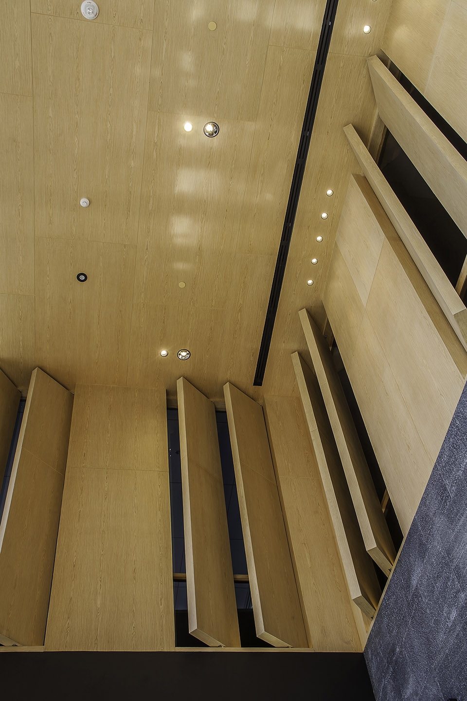 bangkoks gaysorn ii by cl3 architects limited
