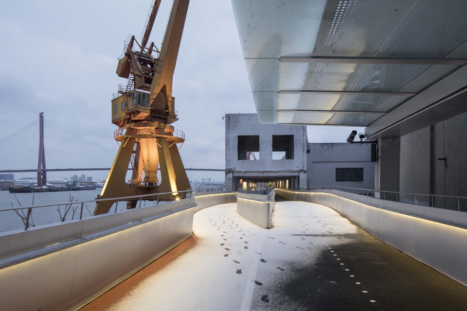 huangpu river east bund riverfront open space design china by atelier liu yuyang architects