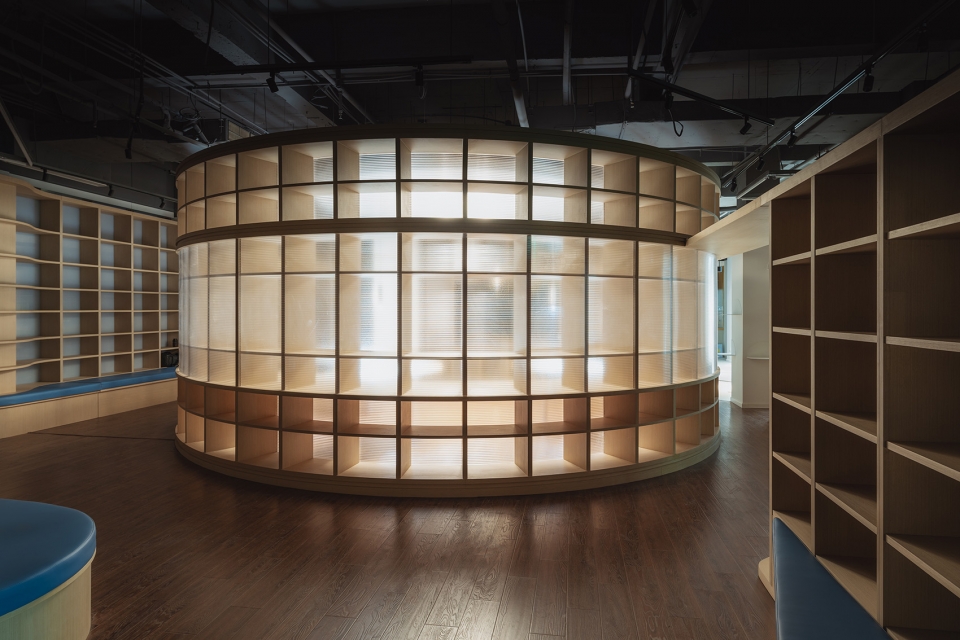 xi chao bookstore in sjtu china by atelier fan