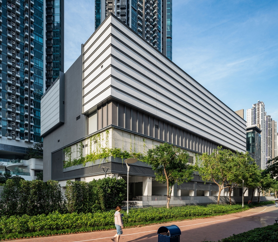 tsuen wan sports centre by lwk partners