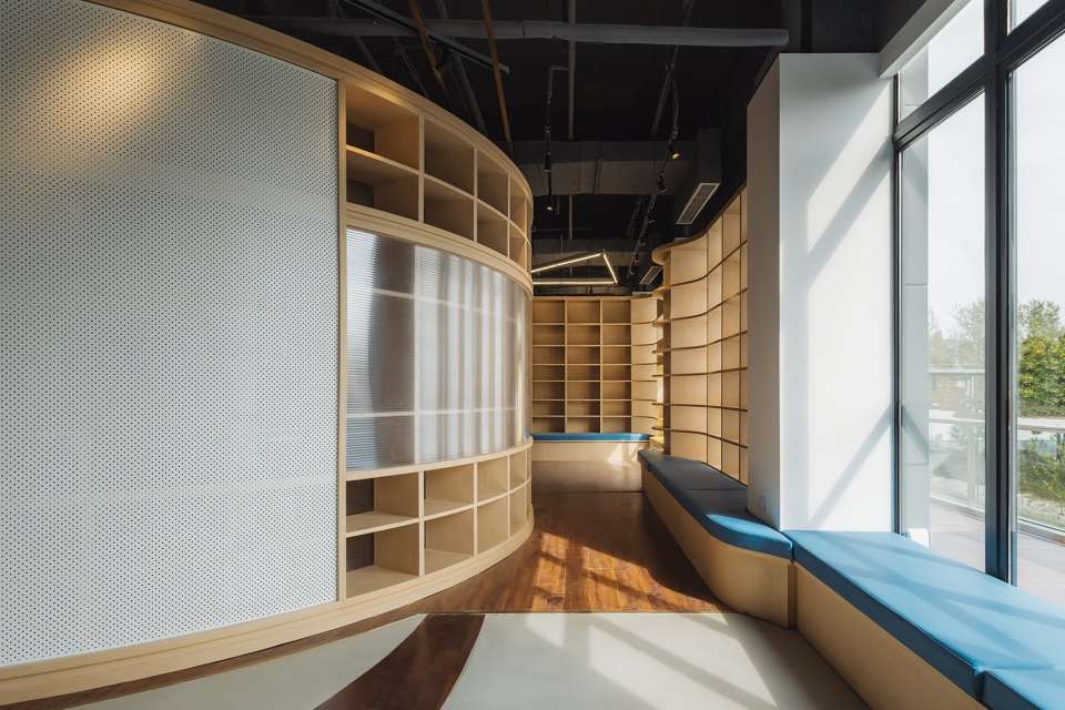 xi chao bookstore in sjtu china by atelier fan
