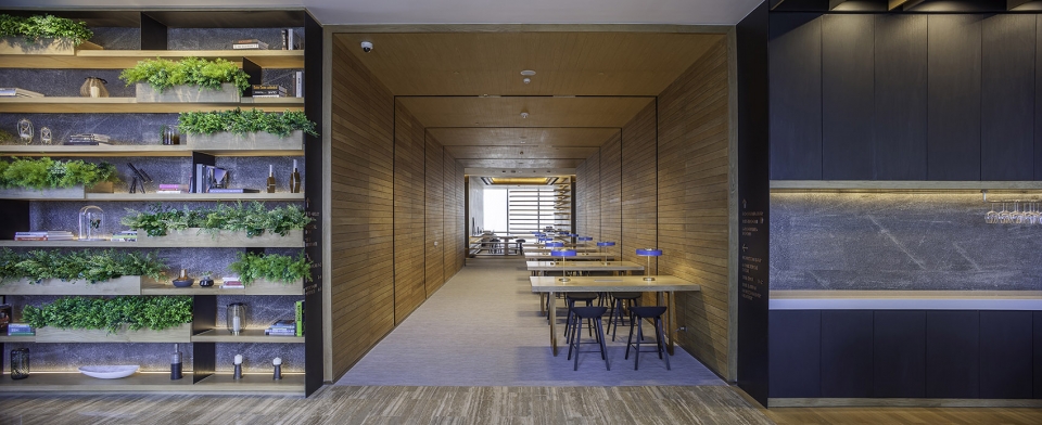 bangkoks gaysorn ii by cl3 architects limited