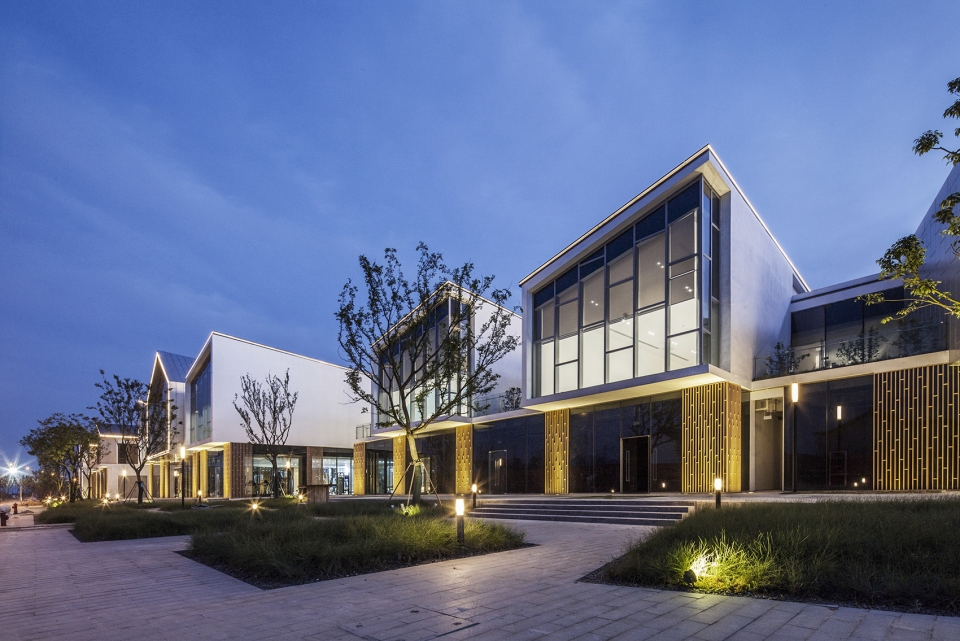 reviving canal life yangzhou deep dive grand canal center chna by fcha