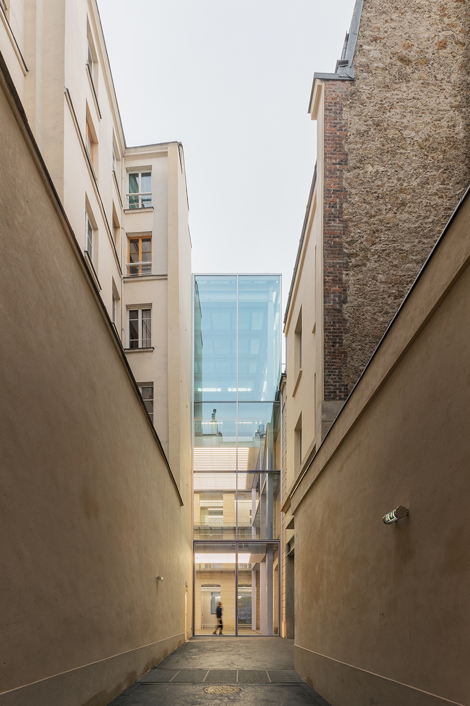 fondation dentreprise galeries lafayette by oma