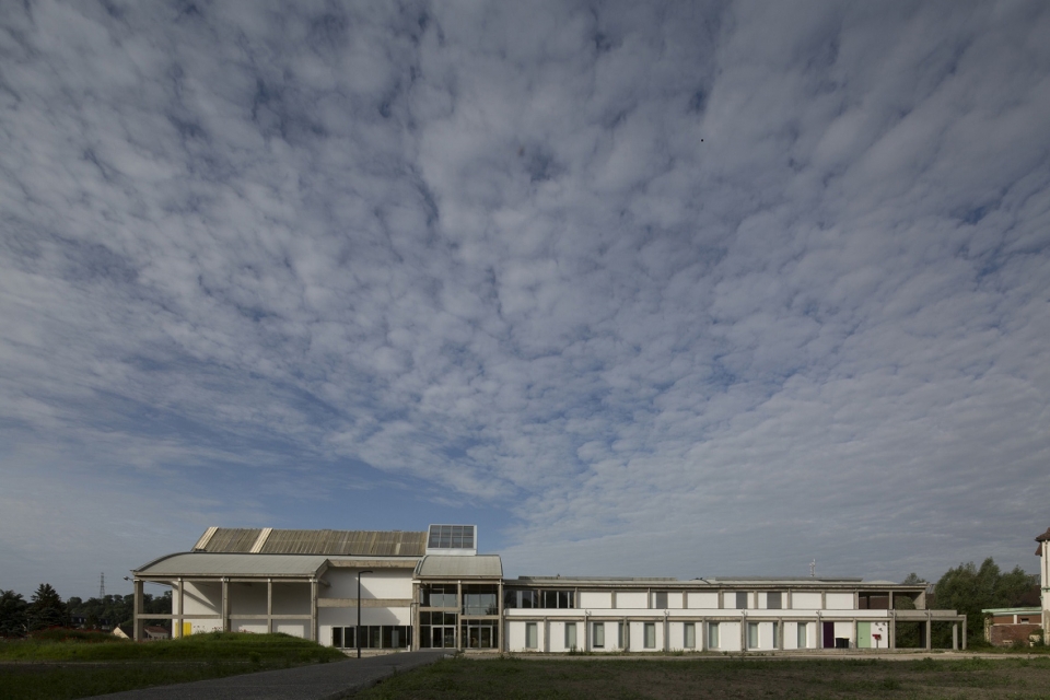 the jury shortlists the 40 works of the eu mies award 2019