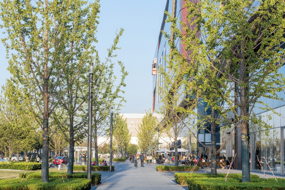 landscape design of shanghai mixc mall china by lab dh