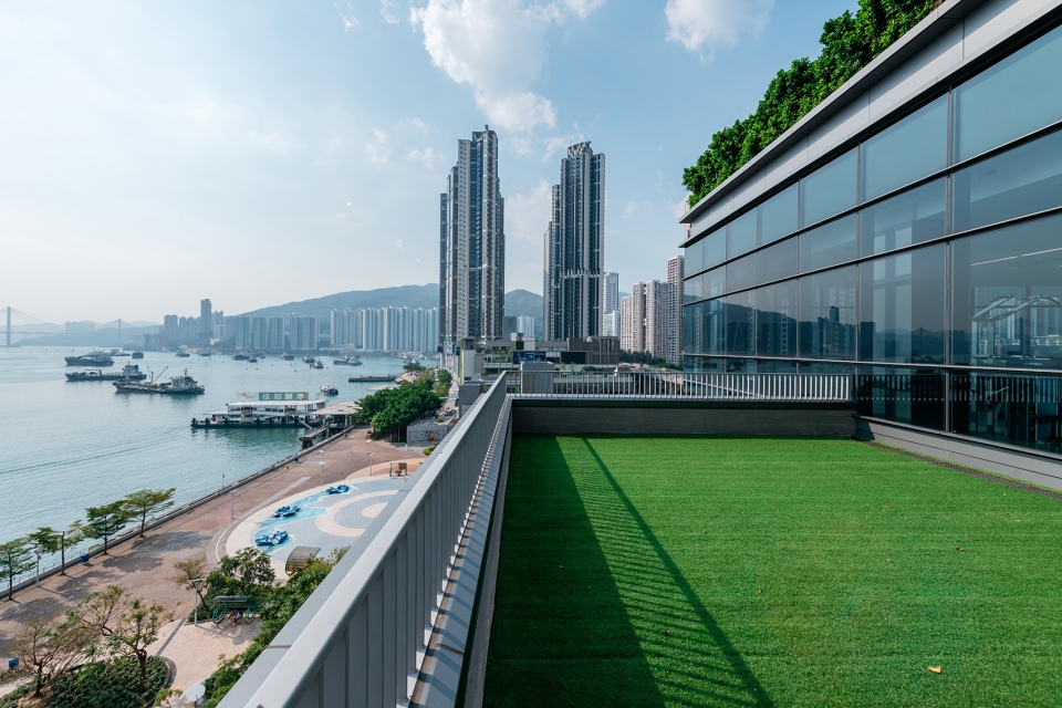 tsuen wan sports centre by lwk partners